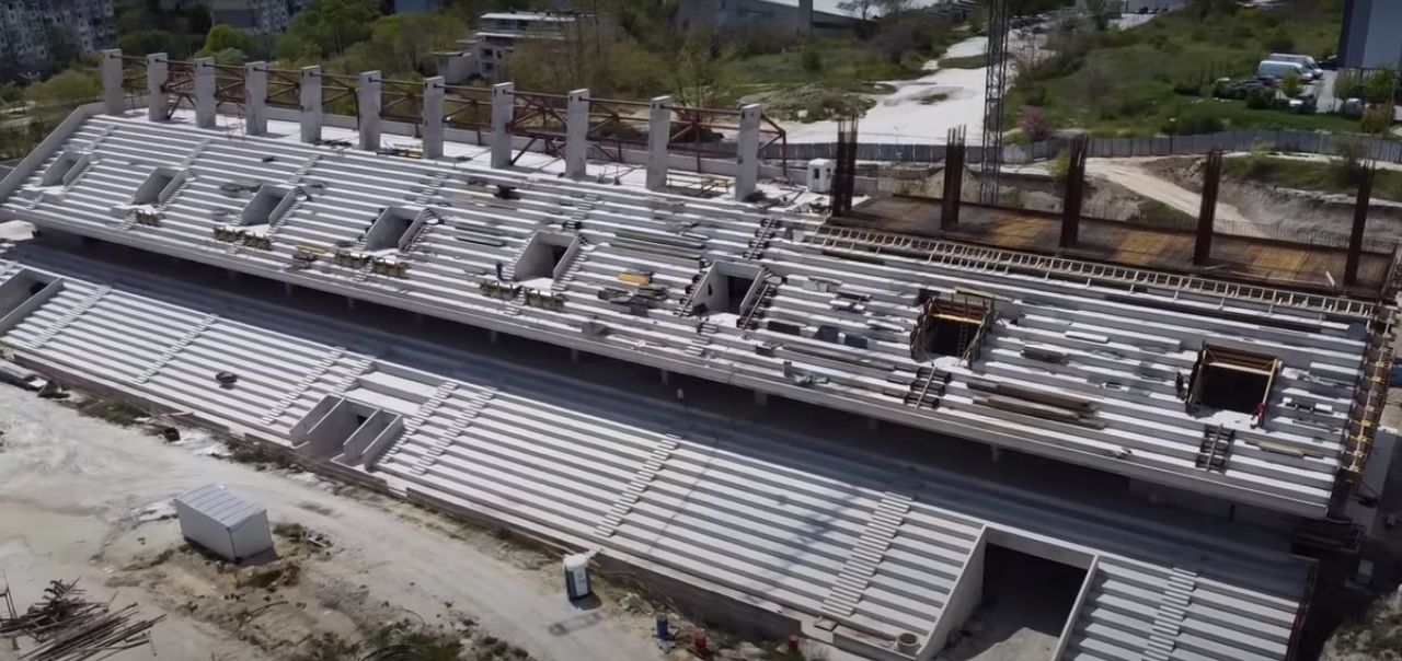 Почти готова е втора трибуна на стадион „Варна” (СНИМКИ и ВИДЕО)